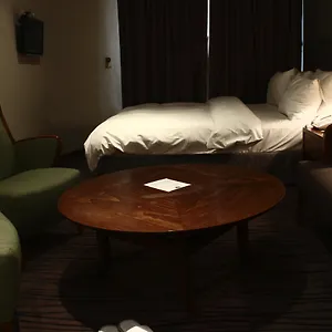 4* فندق بلازا